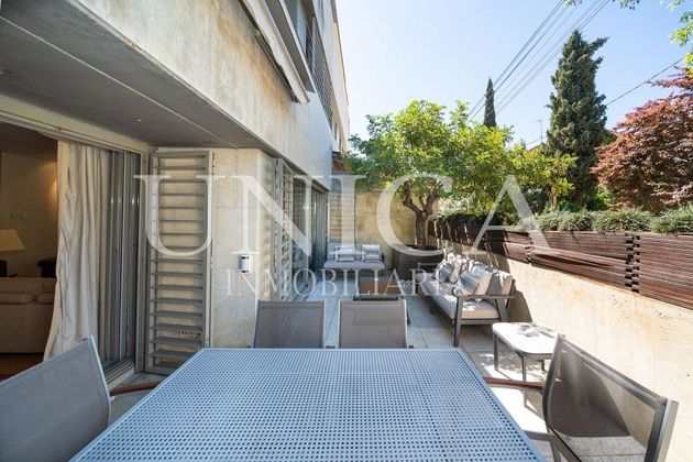 Foto 1 de Casa adossada en venda a Bernabéu - Hispanoamérica de 5 habitacions amb terrassa i piscina