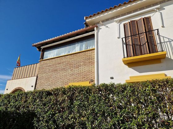 Foto 1 de Casa adosada en venta en calle Albardin de 4 habitaciones con terraza y piscina