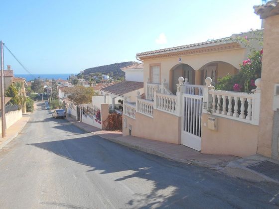 Foto 1 de Xalet en venda a calle Miguel de Inamuno de 3 habitacions amb terrassa i piscina