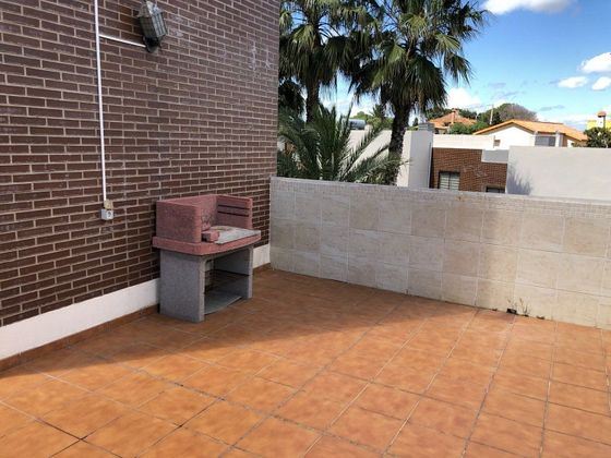 Foto 1 de Piso en venta en Reconquista-San José Artesano-El Rosario de 3 habitaciones con terraza y piscina