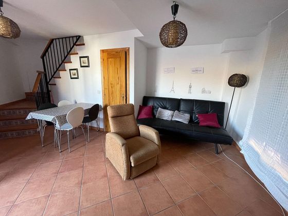 Foto 2 de Casa en lloguer a El Rinconcillo de 2 habitacions amb terrassa i mobles