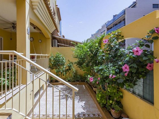 Foto 2 de Dúplex en venda a calle Joaquín Blume de 4 habitacions amb terrassa i garatge