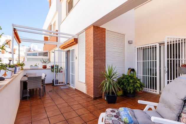 Foto 2 de Pis en venda a avenida Ciudad de Cádiz de 2 habitacions amb terrassa i piscina