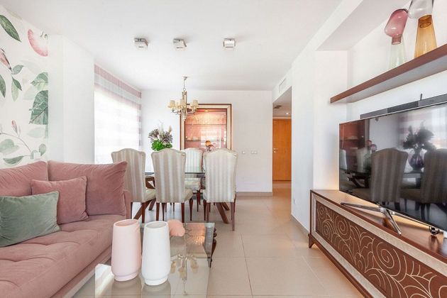 Foto 2 de Piso en venta en avenida Ciudad de Cádiz de 3 habitaciones con terraza y piscina