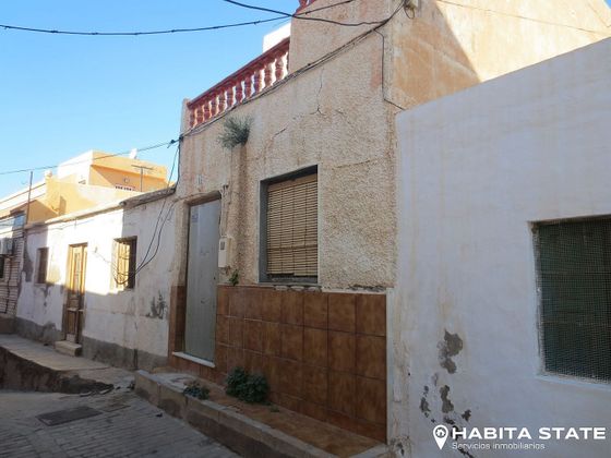 Foto 2 de Casa en venda a calle Vela de 3 habitacions amb terrassa