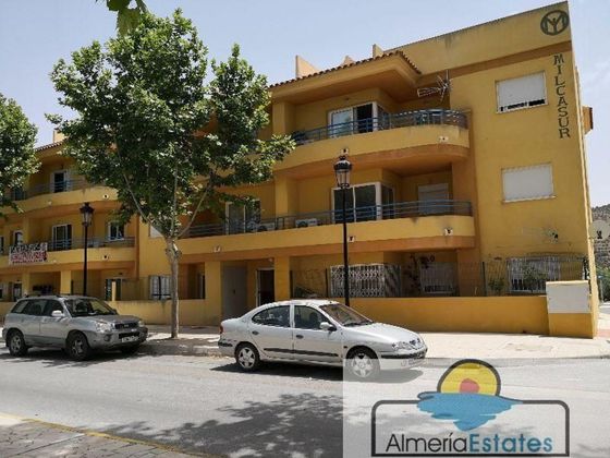 Foto 1 de Piso en venta en Bayarque de 2 habitaciones con terraza y piscina