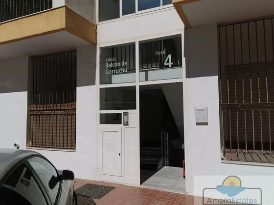 Foto 1 de Venta de piso en Puerto de Garrucha de 2 habitaciones con ascensor