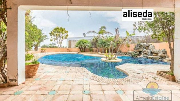 Foto 1 de Pis en venda a Las Ventanicas - La Paratá de 4 habitacions amb piscina i garatge
