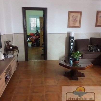 Foto 2 de Casa en venta en Olula del Río de 4 habitaciones con garaje