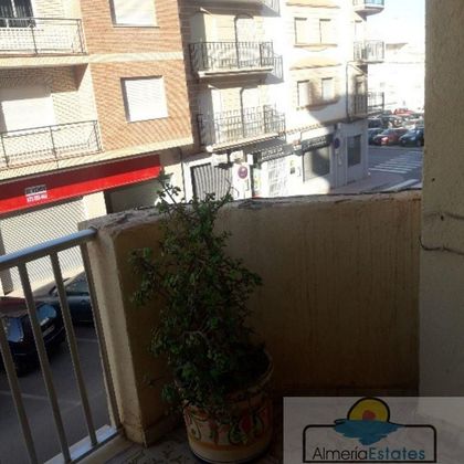 Foto 2 de Piso en venta en Albox de 4 habitaciones con balcón