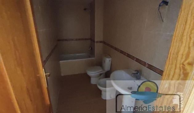 Foto 2 de Venta de piso en Puerto de Garrucha de 2 habitaciones y 61 m²