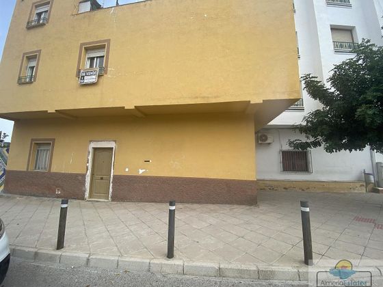 Foto 1 de Casa en venta en Purchena de 3 habitaciones con terraza