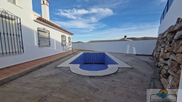 Foto 2 de Venta de casa rural en Arboleas de 3 habitaciones con piscina