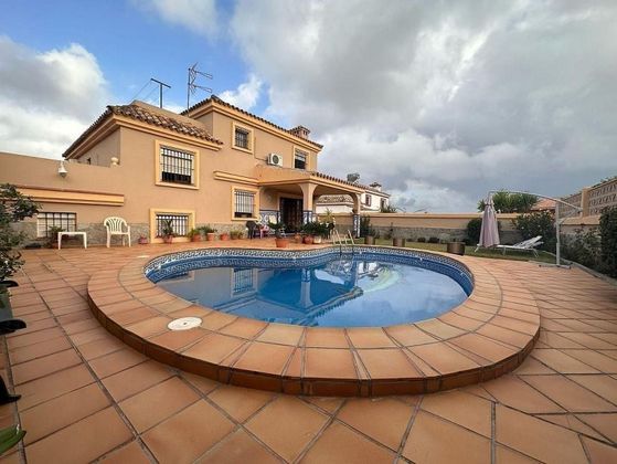 Foto 2 de Xalet en venda a San García de 5 habitacions amb terrassa i piscina