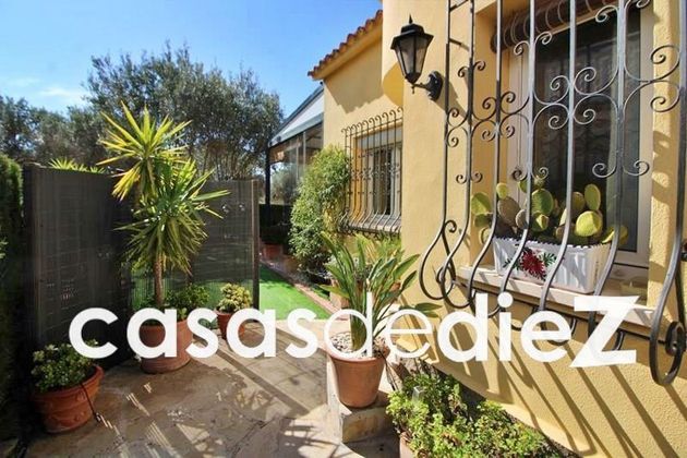 Foto 1 de Xalet en venda a calle Ribera de 2 habitacions amb terrassa i jardí