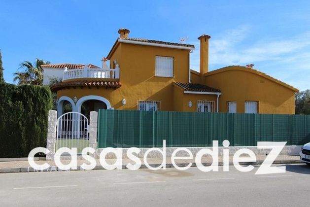 Foto 1 de Xalet en venda a calle Ribera de 3 habitacions amb terrassa i piscina