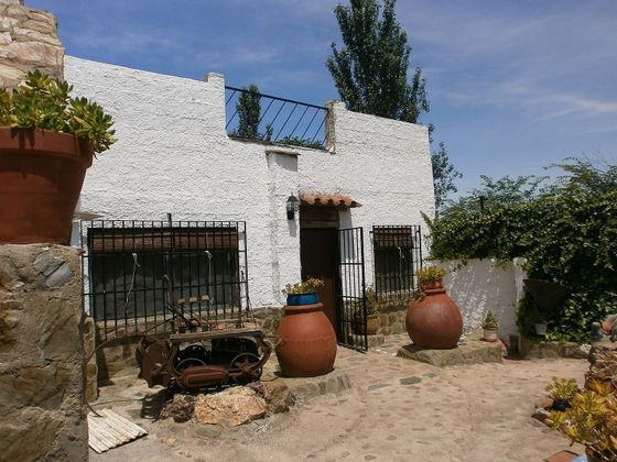 Foto 1 de Casa rural en venda a calle La Hoyuela de 4 habitacions amb terrassa i piscina