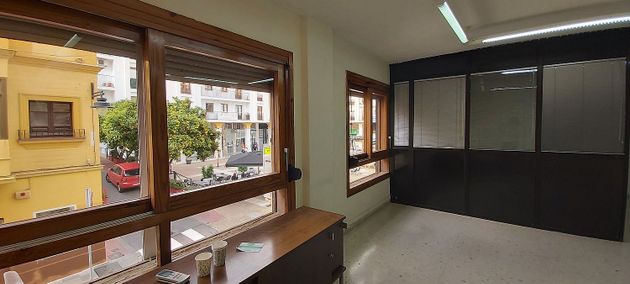 Foto 2 de Oficina en lloguer a calle Sevilla amb aire acondicionat