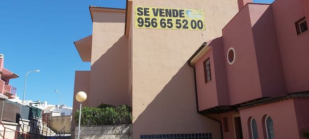 Foto 1 de Casa en venta en calle Costa Rinconcillo Playa de 3 habitaciones con terraza y piscina