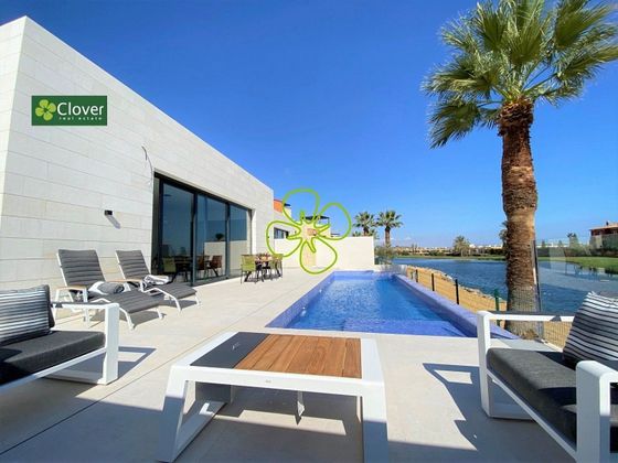 Foto 1 de Chalet en venta en Vera Ciudad de 3 habitaciones con terraza y piscina