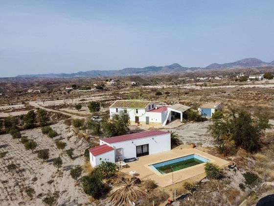 Foto 1 de Casa rural en venta en Albox de 7 habitaciones con terraza y piscina