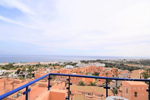 Foto 2 de Àtic en venda a Urb. Marina de la Torre de 1 habitació amb terrassa i piscina