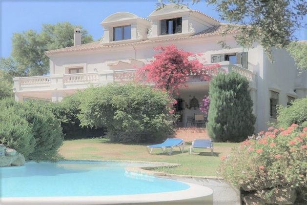 Foto 2 de Casa en venda a avenida Del Carmen de 5 habitacions amb terrassa i piscina