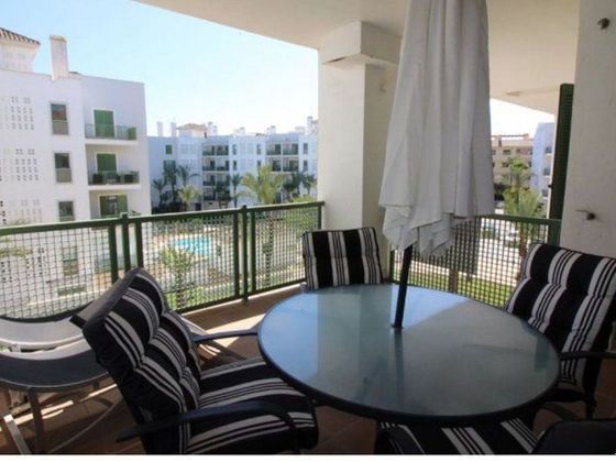 Foto 2 de Àtic en venda a calle Marina de Sotogrande de 2 habitacions amb terrassa i piscina