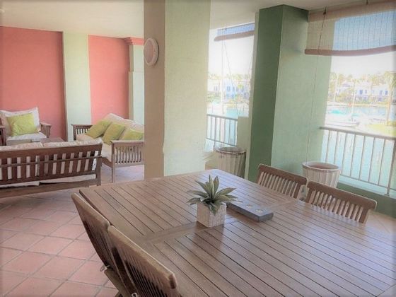 Foto 2 de Pis en venda a avenida Puerto de 2 habitacions amb terrassa i piscina