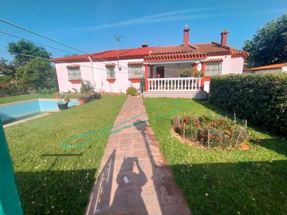 Foto 1 de Xalet en venda a Puente Mayorga-Campamento de 4 habitacions amb terrassa i piscina
