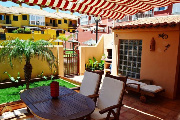 Foto 2 de Casa en venda a La Línea de la Concepción ciudad de 4 habitacions amb terrassa i piscina