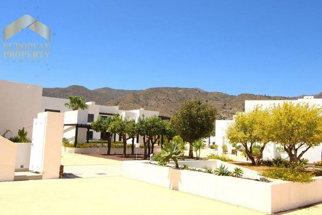 Foto 2 de Pis en venda a Las Ventanicas - La Paratá de 3 habitacions amb terrassa i piscina