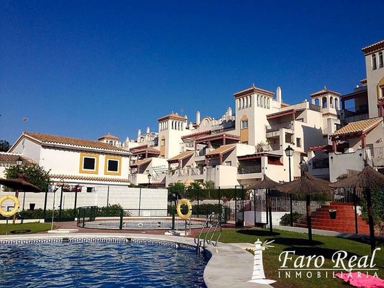 Foto 1 de Venta de piso en Bonanza-Avda de Huelva-Bº Andalucia de 3 habitaciones con terraza y piscina