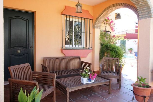 Foto 2 de Xalet en venda a Las Lagunas - Campano de 5 habitacions amb terrassa i piscina