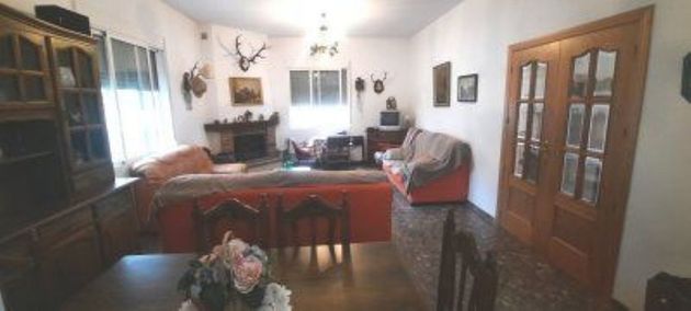 Foto 2 de Casa en venta en El Higuerón de 3 habitaciones con jardín y aire acondicionado