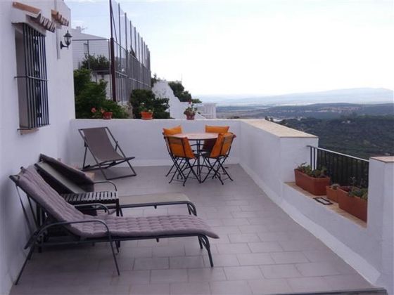 Foto 1 de Venta de casa en Vejer de la Frontera de 4 habitaciones con terraza y piscina