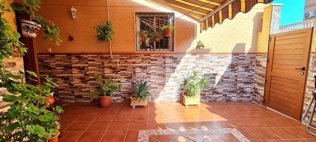 Foto 1 de Casa en venda a Roquetas Centro de 4 habitacions amb terrassa i garatge