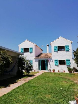 Foto 2 de Casa rural en venta en Los Caños de Meca de 4 habitaciones con garaje y jardín