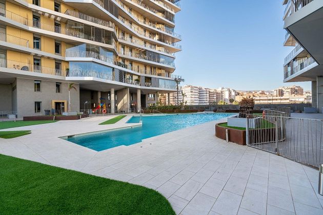 Foto 1 de Piso en alquiler en avenida De Sierra Alhamilla de 4 habitaciones con terraza y piscina