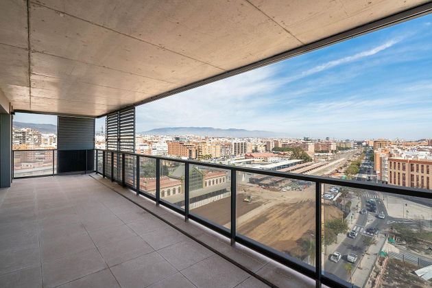 Foto 1 de Piso en alquiler en avenida De Sierra Alhamilla de 3 habitaciones con terraza y piscina
