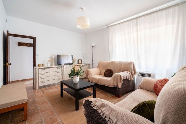Foto 1 de Casa rural en venda a Rioja de 2 habitacions amb terrassa i jardí