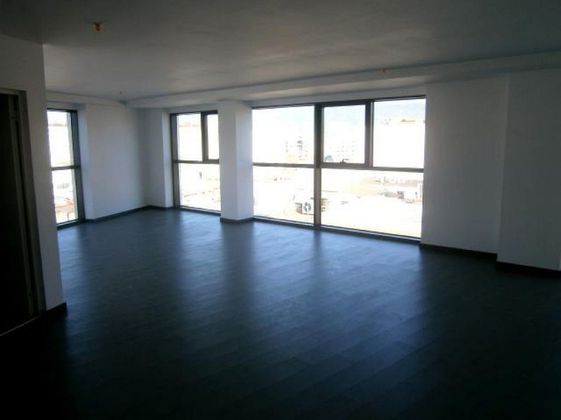 Foto 1 de Oficina en venda a Zona Centro de 225 m²