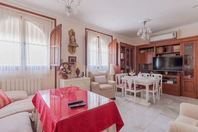 Foto 2 de Pis en venda a Casco Histórico  - Ribera - San Basilio de 3 habitacions amb terrassa i aire acondicionat