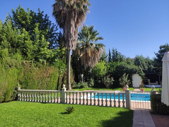 Foto 1 de Chalet en venta en El Higuerón de 9 habitaciones con terraza y piscina