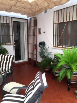 Foto 2 de Casa en venda a Guadalcázar de 3 habitacions amb piscina i garatge