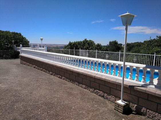Foto 2 de Casa rural en venta en Almodóvar del Río de 3 habitaciones con piscina