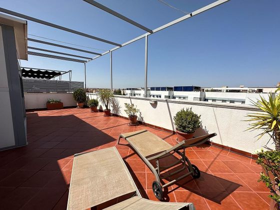 Foto 2 de Dúplex en venta en Parque Figueroa de 3 habitaciones con terraza y piscina