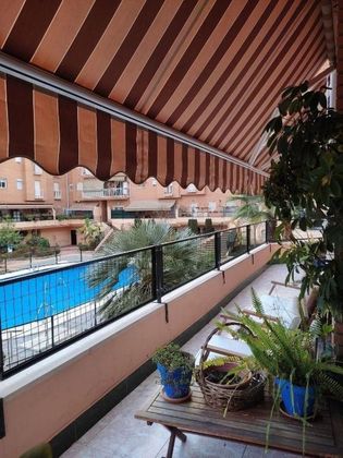 Foto 1 de Pis en venda a Poniente-Norte - Miralbaida - Parque Azahara de 2 habitacions amb terrassa i piscina