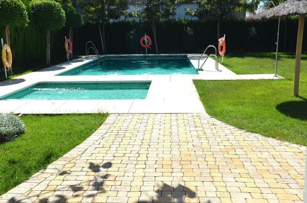 Foto 1 de Casa en venda a Tablero Bajo - Arruzafilla de 3 habitacions amb terrassa i piscina
