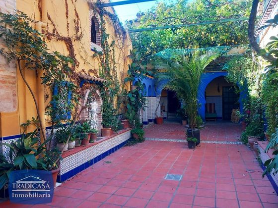 Foto 2 de Xalet en venda a Centro - Jerez de la Frontera de 20 habitacions amb terrassa i jardí